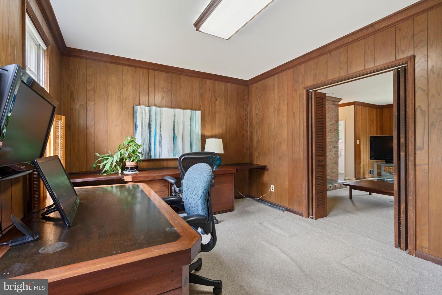 Arlington, Virginia, 22207, United States, 5 Bedrooms Bedrooms, ,4 BathroomsBathrooms,Residential,Active,1843845