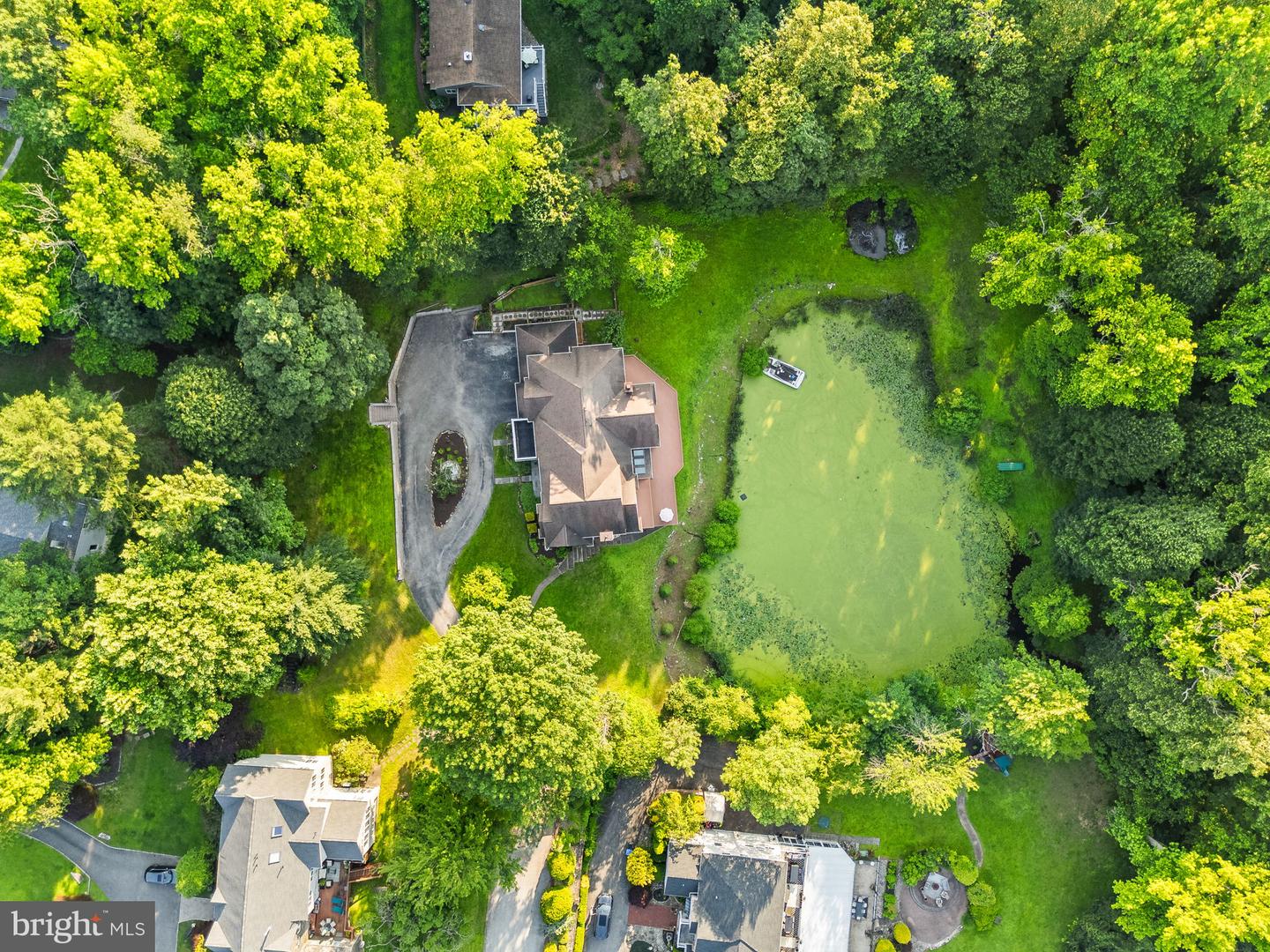 Wallingford, Pennsylvania, 19086, United States, 5 Bedrooms Bedrooms, ,6 BathroomsBathrooms,Residential,Active,1869134