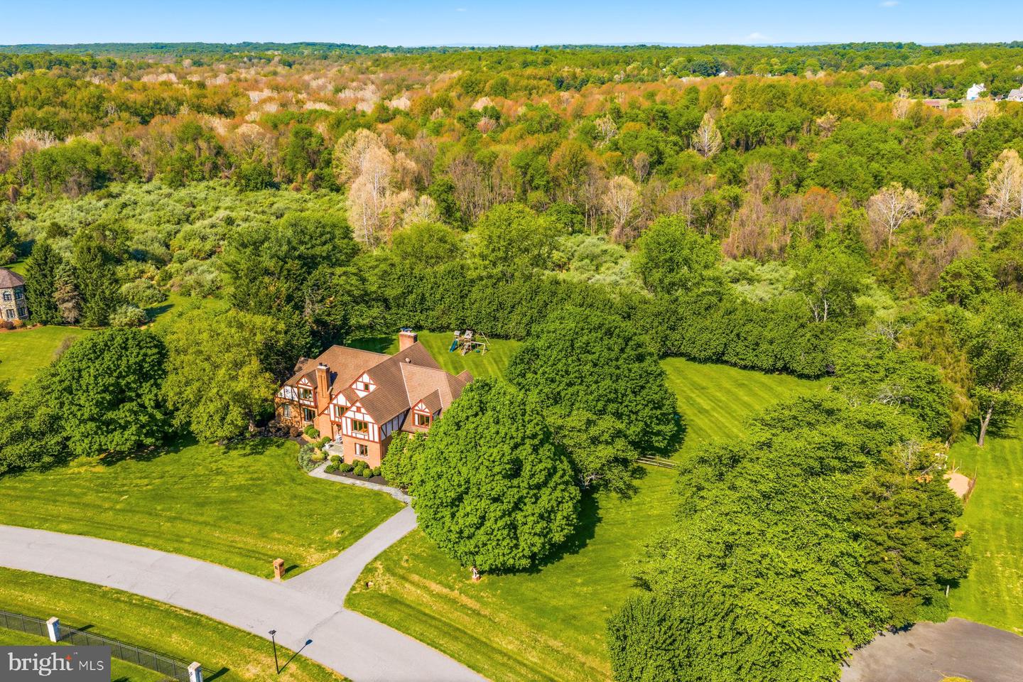 North Potomac, Maryland, 20878, United States, 5 Bedrooms Bedrooms, ,6 BathroomsBathrooms,Residential,Active,2045699
