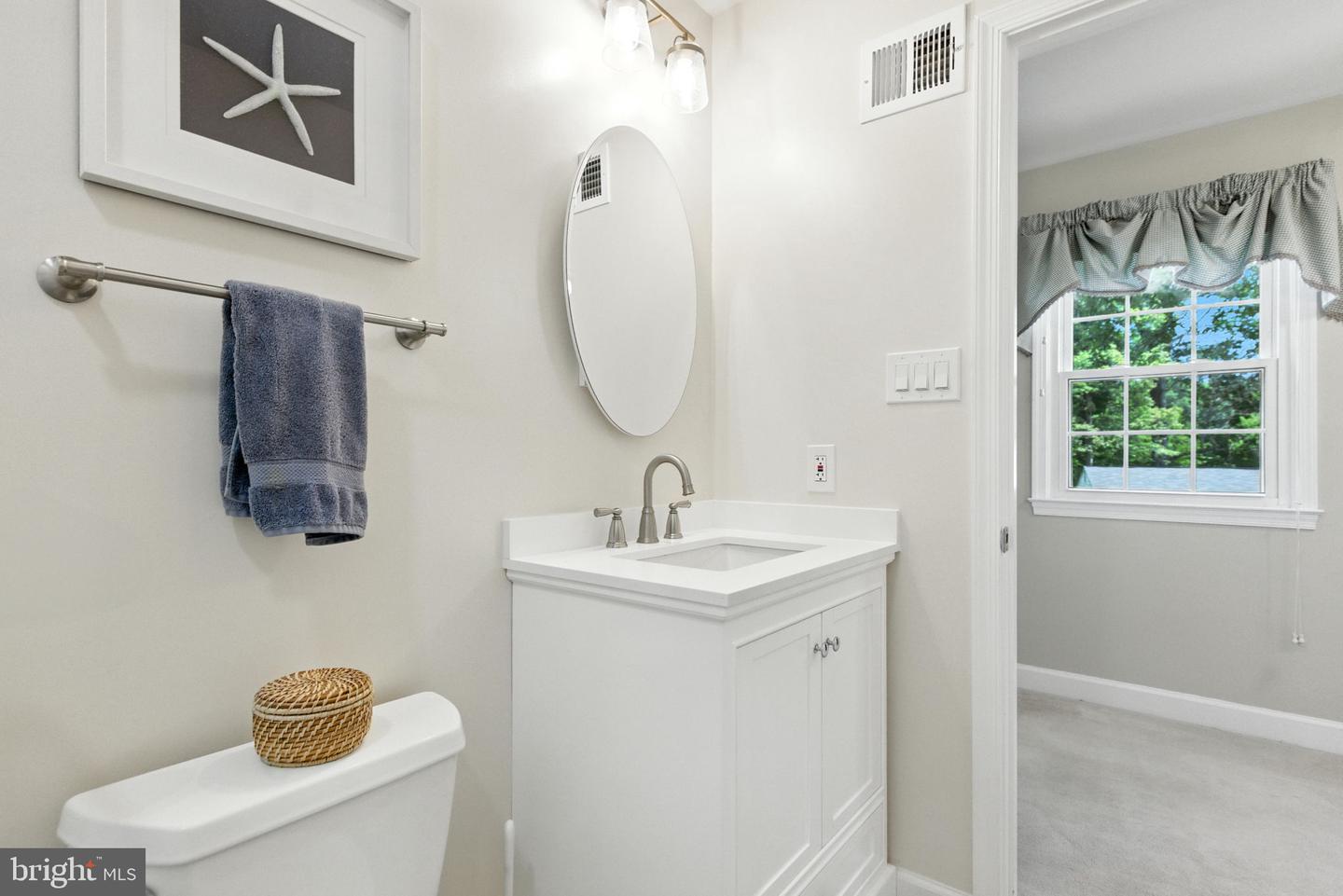 Annandale, Virginia, 22003, United States, 4 Bedrooms Bedrooms, ,4 BathroomsBathrooms,Residential,Active,1900183