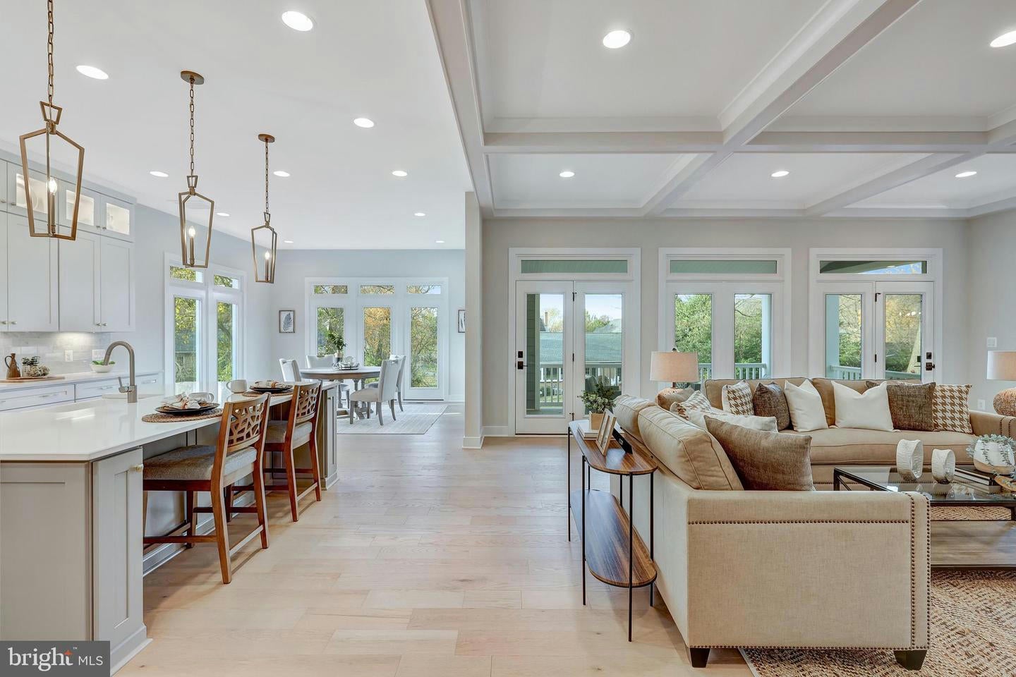 Arlington, Virginia, 22207, United States, ,Residential,Pending,1702157