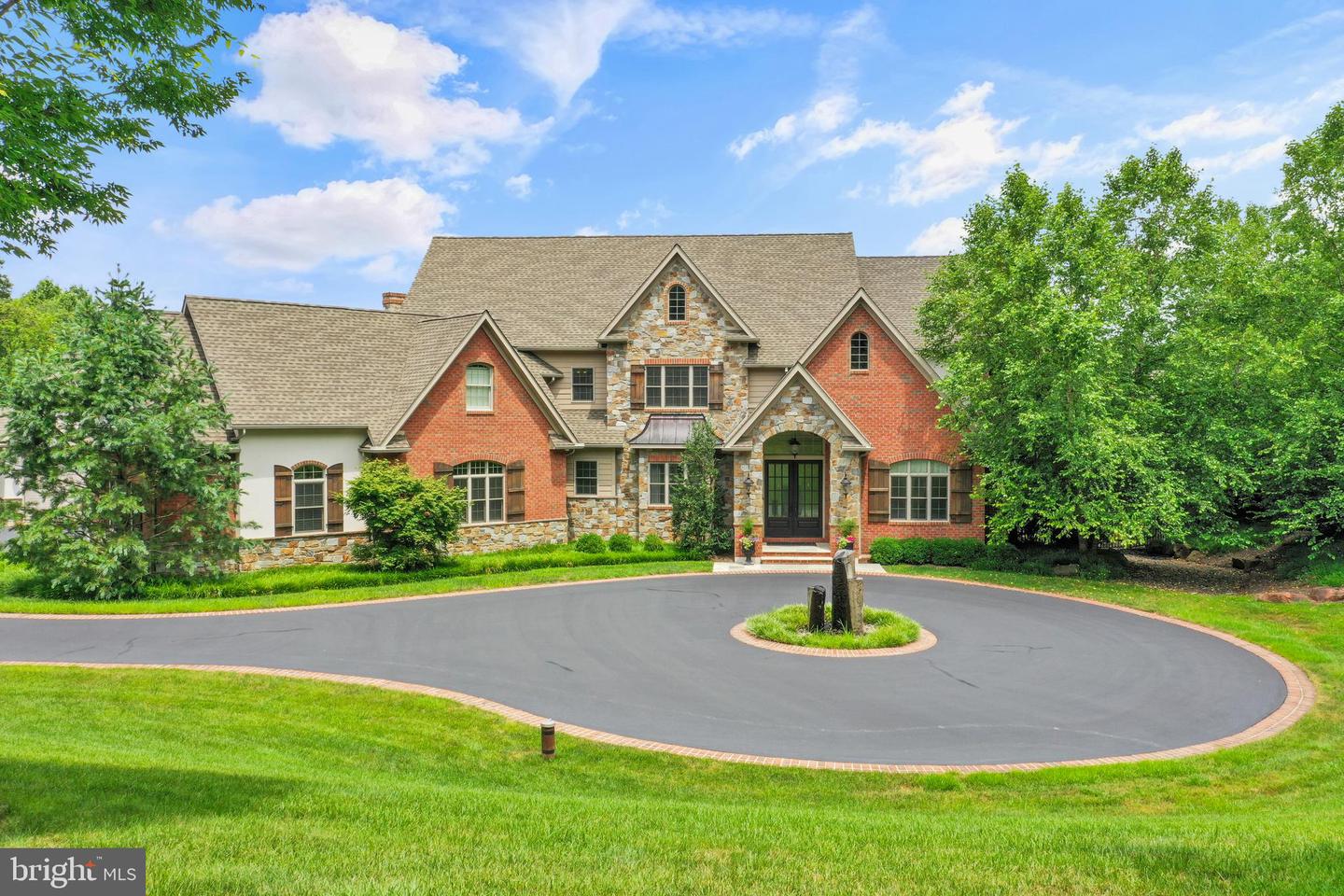 Mohnton, Pennsylvania, 19540, United States, 8 Bedrooms Bedrooms, ,8 BathroomsBathrooms,Residential,Active,1900217