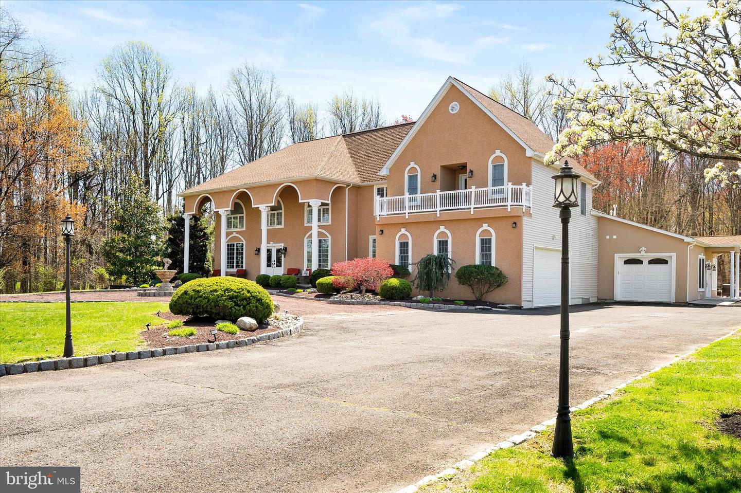 Robbinsville, New Jersey, 08691, United States, 6 Bedrooms Bedrooms, ,6 BathroomsBathrooms,Residential,Active,1953417