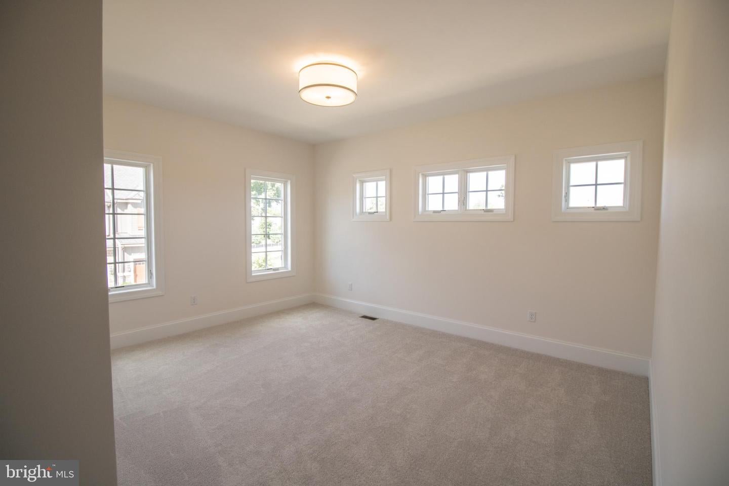 Wilmington, Delaware, 19803, United States, ,4 BathroomsBathrooms,Residential,Active,1824914