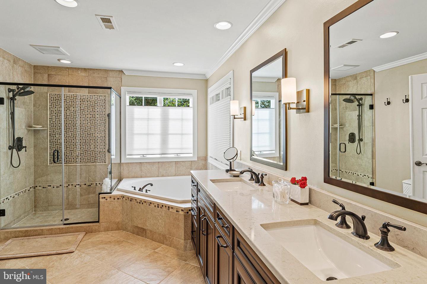 Columbia, Maryland, 21044, United States, 4 Bedrooms Bedrooms, ,3 BathroomsBathrooms,Residential,Active,1934807