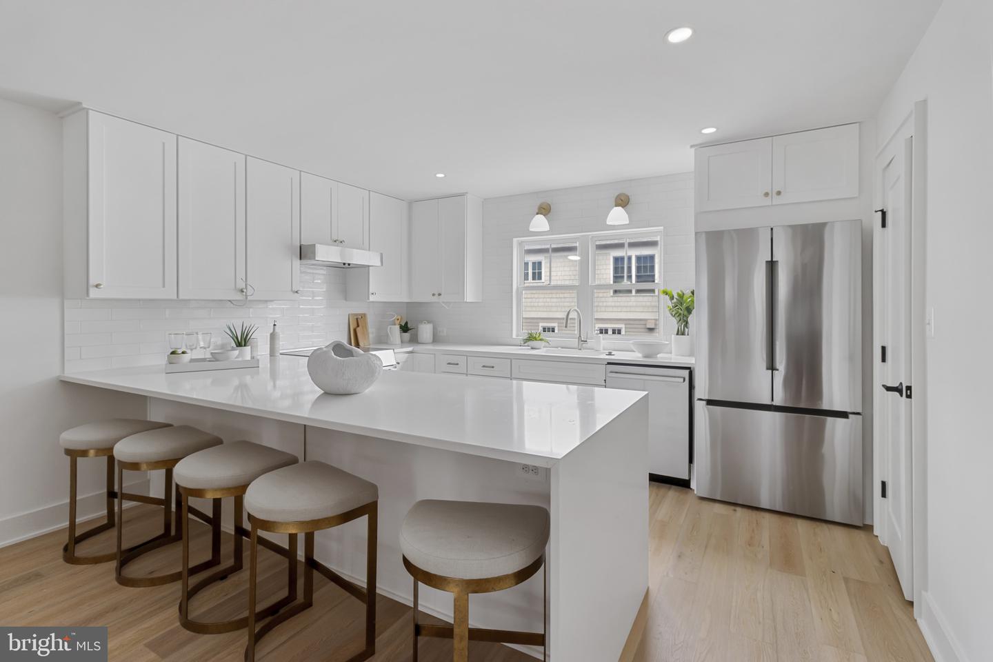 Arlington, Virginia, 22201, United States, 4 Bedrooms Bedrooms, ,5 BathroomsBathrooms,Residential,Active,1943821