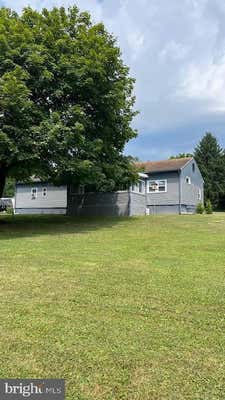 313 BELTZVILLE DR, KUNKLETOWN, PA 18058 - Image 1