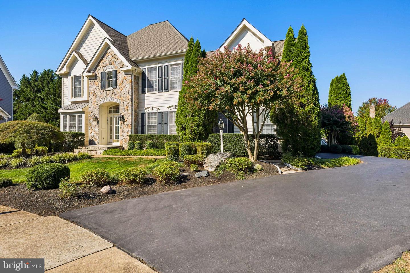 Gainesville, Virginia, 20155, United States, 5 Bedrooms Bedrooms, ,5 BathroomsBathrooms,Residential,Active,1929794