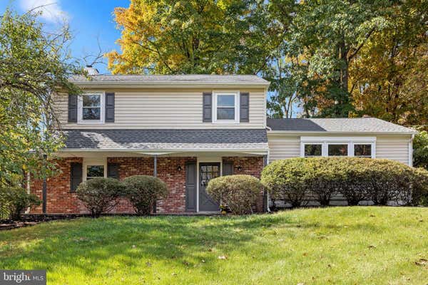 25 HICKORY LN, NEWTOWN, PA 18940 - Image 1