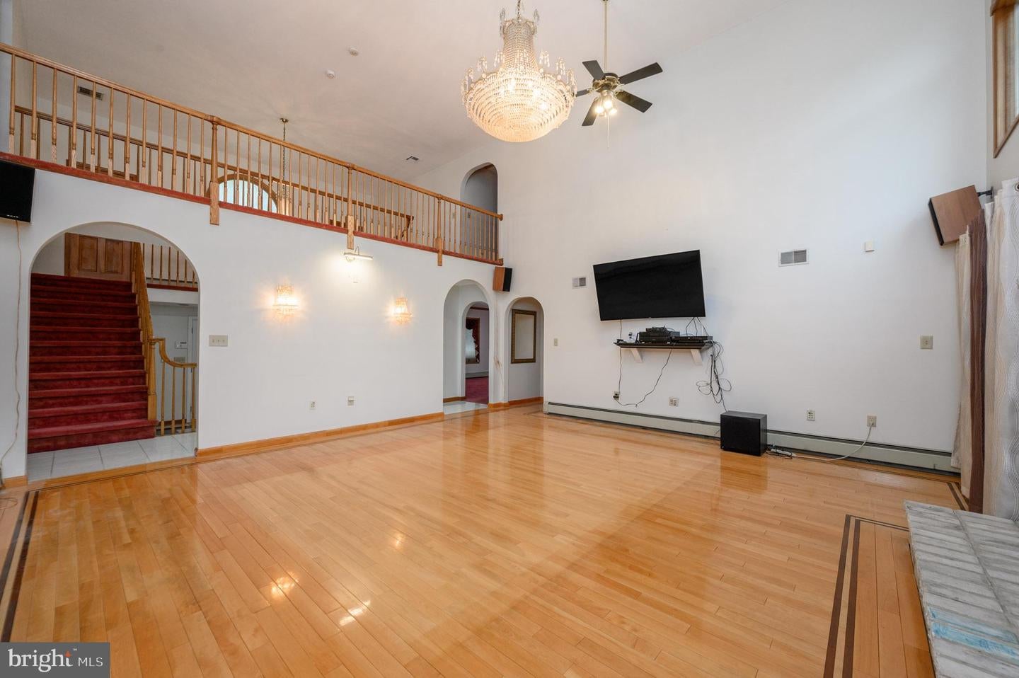 Monmouth Junction, New Jersey, 08852, United States, 5 Bedrooms Bedrooms, ,6 BathroomsBathrooms,Residential,Active,2044533