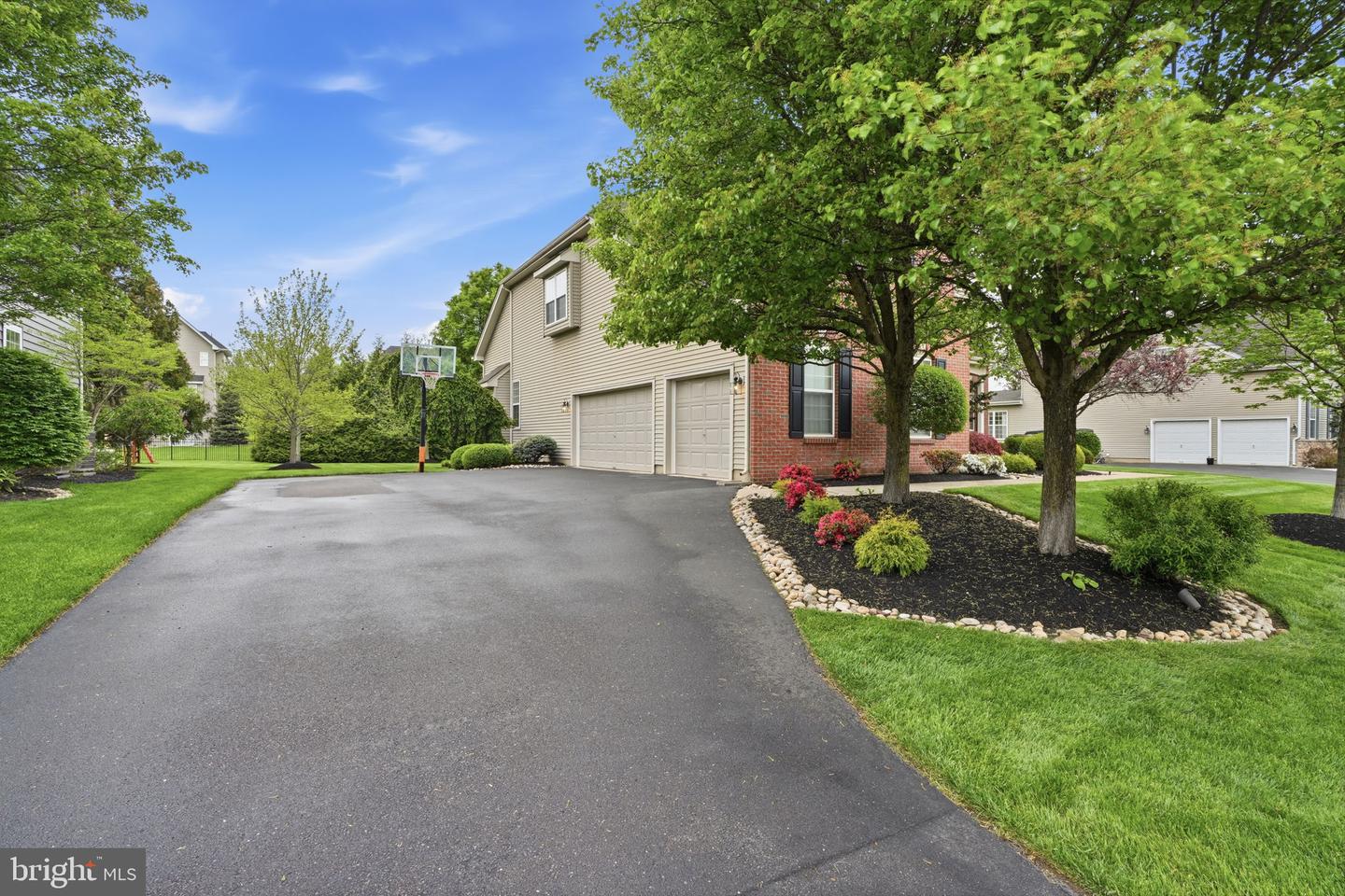 Furlong, Pennsylvania, 18925, United States, 4 Bedrooms Bedrooms, ,5 BathroomsBathrooms,Residential,Active,2045388