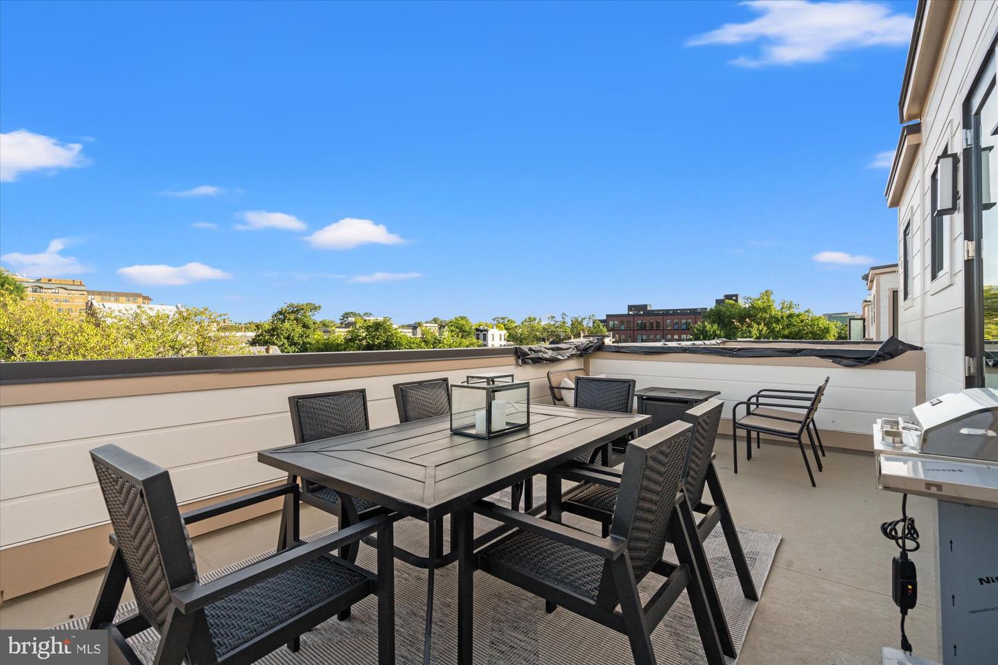 Alexandria, Virginia, 22314, United States, 4 Bedrooms Bedrooms, ,5 BathroomsBathrooms,Residential,Active,1962172