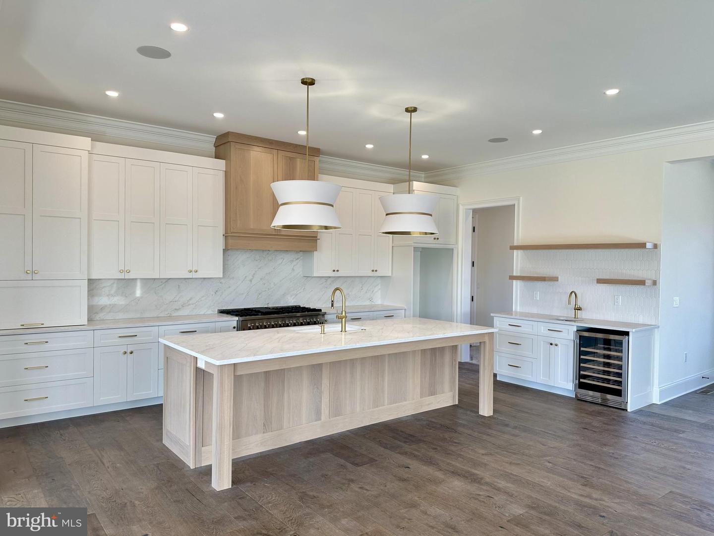 Lancaster, Pennsylvania, 17601, United States, 4 Bedrooms Bedrooms, ,5 BathroomsBathrooms,Residential,Active,1941391