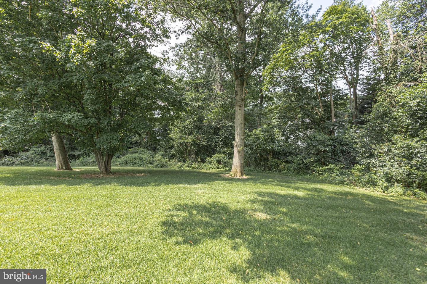 Moorestown, New Jersey, 08057, United States, 5 Bedrooms Bedrooms, ,7 BathroomsBathrooms,Residential,Active,1889333