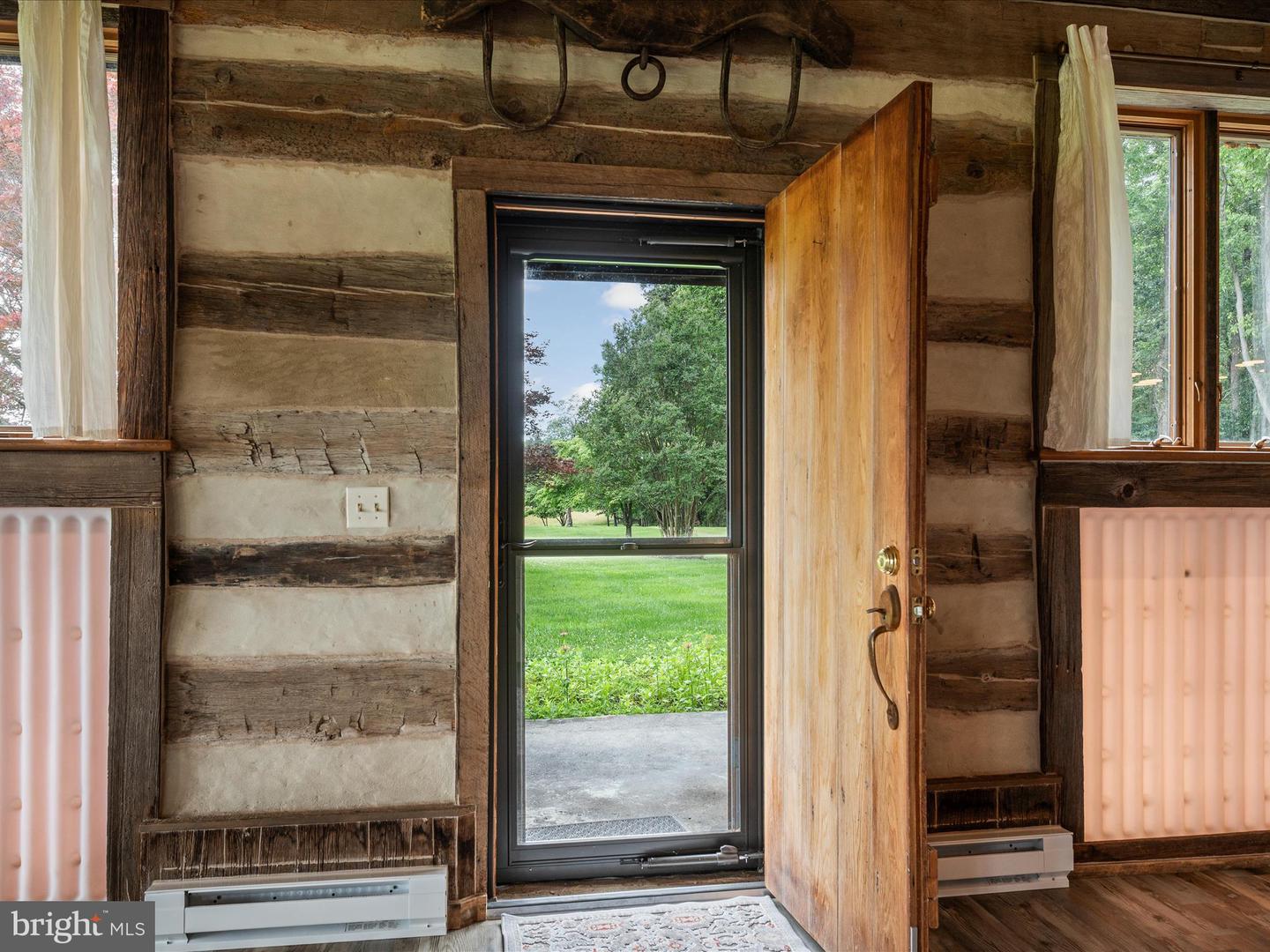 Berryville, Virginia, 22611, United States, 4 Bedrooms Bedrooms, ,3 BathroomsBathrooms,Residential,Active,1884871