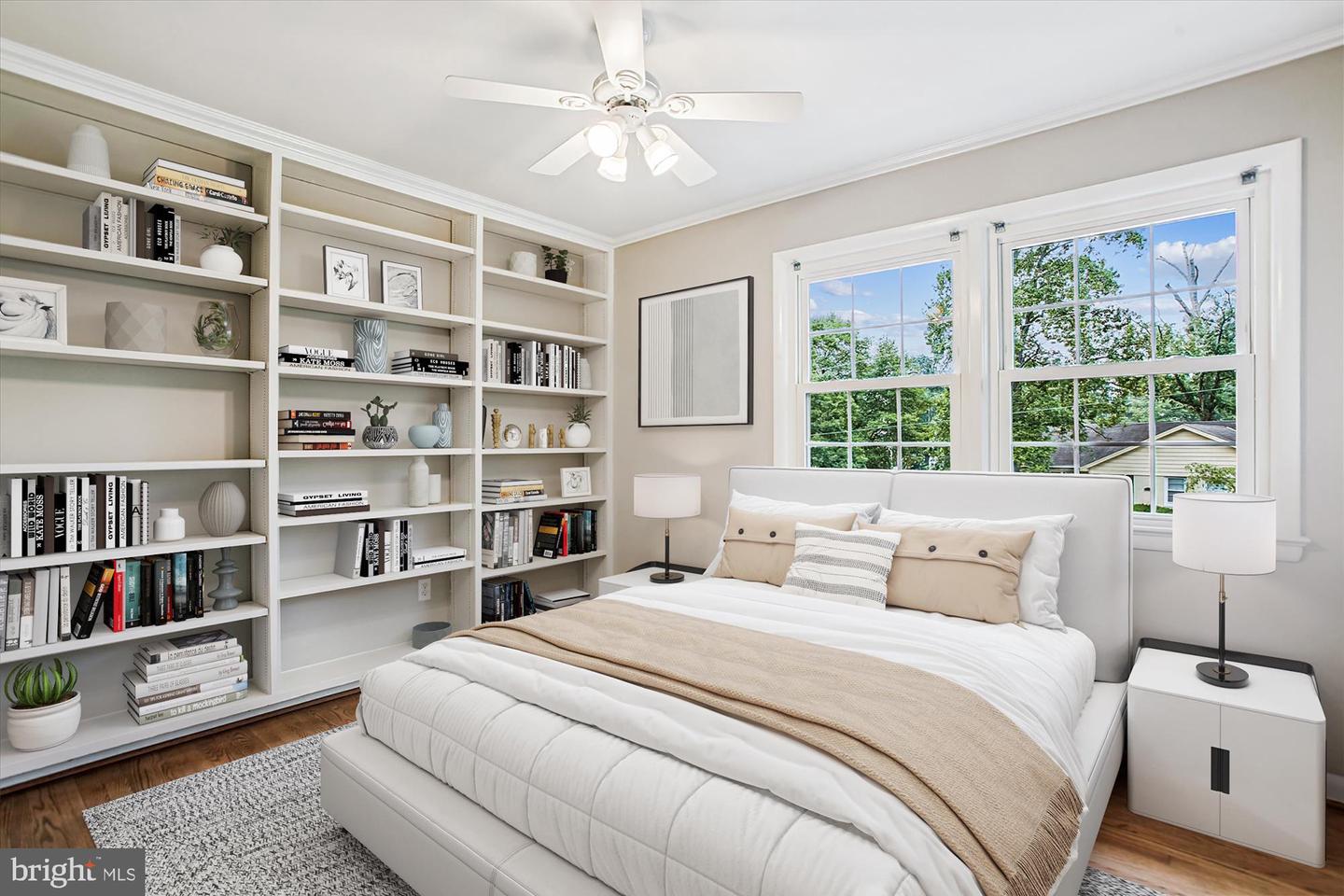 Arlington, Virginia, 22202, United States, 5 Bedrooms Bedrooms, ,3 BathroomsBathrooms,Residential,Active,1926909