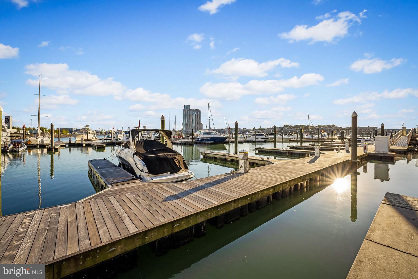 Baltimore, Maryland, 21202, United States, 3 Bedrooms Bedrooms, ,4 BathroomsBathrooms,Residential,Active,1963429