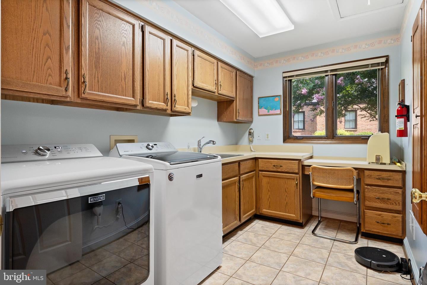 Potomac, Maryland, 20854, United States, 5 Bedrooms Bedrooms, ,6 BathroomsBathrooms,Residential,Active,1988488