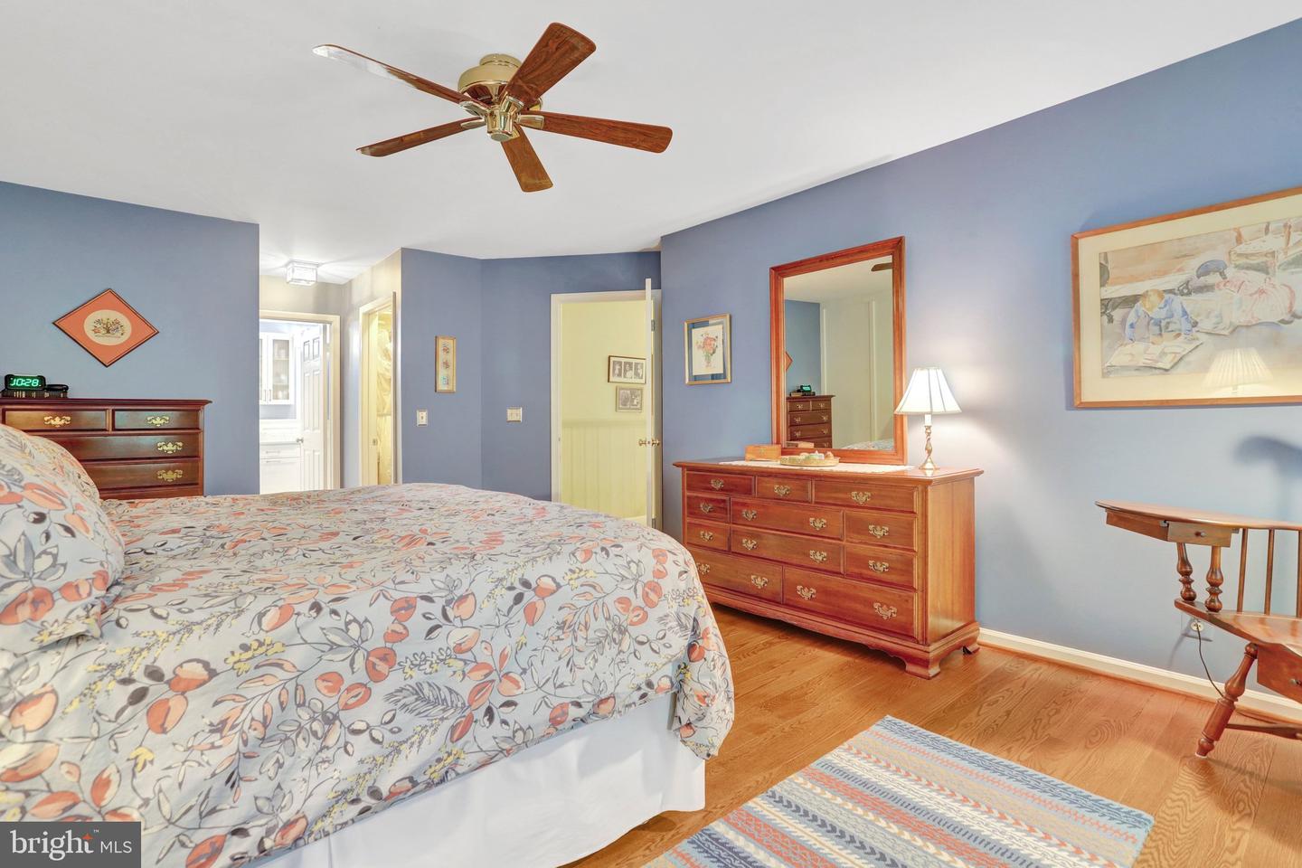 Lorton, Virginia, 22079, United States, 4 Bedrooms Bedrooms, ,4 BathroomsBathrooms,Residential,Active,2045767