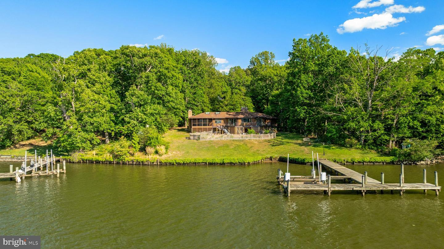 Stafford, Virginia, 22554, United States, 5 Bedrooms Bedrooms, ,3 BathroomsBathrooms,Residential,Active,2045399