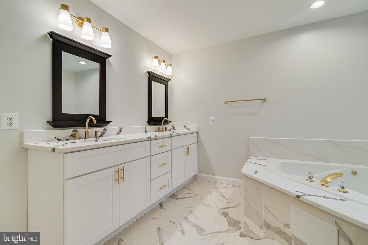 Davidsonville, Maryland, 21035, United States, 5 Bedrooms Bedrooms, ,6 BathroomsBathrooms,Residential,Active,1945307