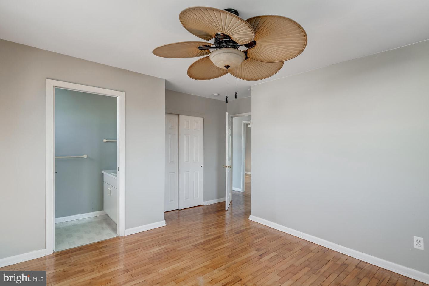 Barnegat Light, New Jersey, 08006, United States, 3 Bedrooms Bedrooms, ,2 BathroomsBathrooms,Residential,Active,2016106