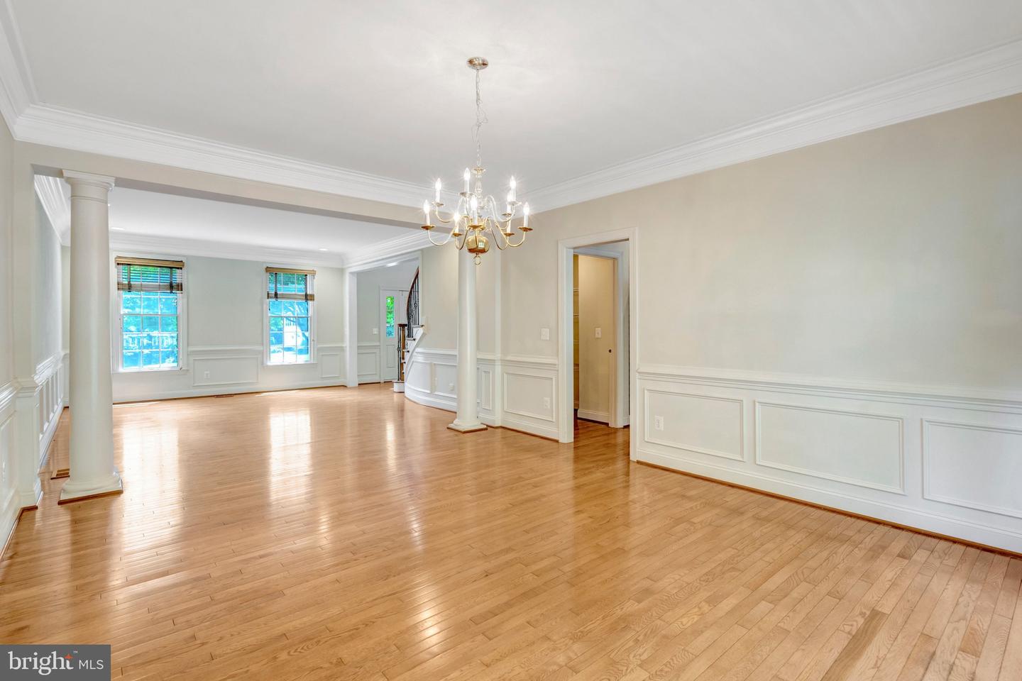 Haymarket, Virginia, 20169, United States, 5 Bedrooms Bedrooms, ,5 BathroomsBathrooms,Residential,Pending,2031766