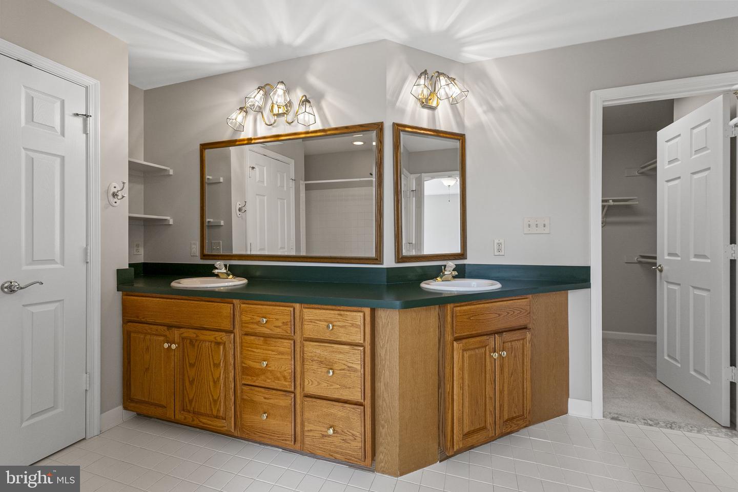 Boyds, Maryland, 20841, United States, 4 Bedrooms Bedrooms, ,4 BathroomsBathrooms,Residential,Active,1936102