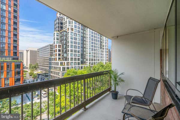 1805 CRYSTAL DR APT 604S, ARLINGTON, VA 22202 - Image 1