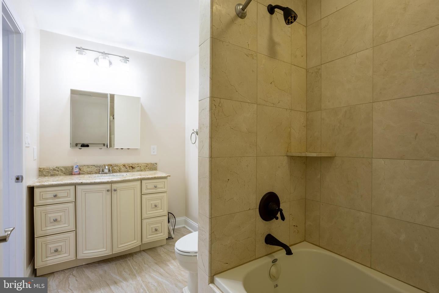 Baltimore, Maryland, 21208, United States, 7 Bedrooms Bedrooms, ,7 BathroomsBathrooms,Residential,Active,2043436