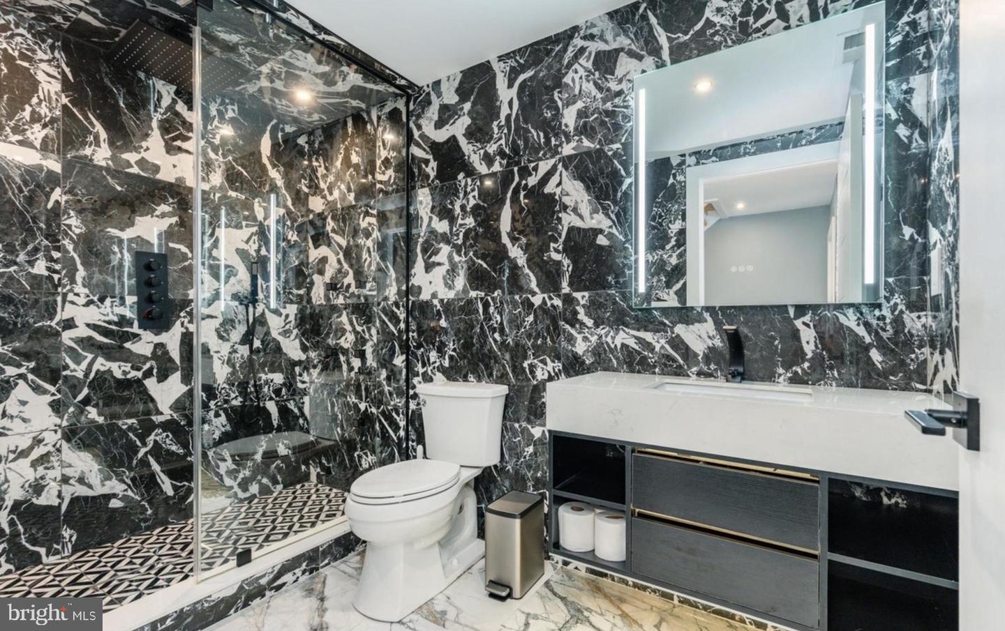 Philadelphia, Pennsylvania, 19125, United States, 4 Bedrooms Bedrooms, ,4 BathroomsBathrooms,Residential,Active,2008922