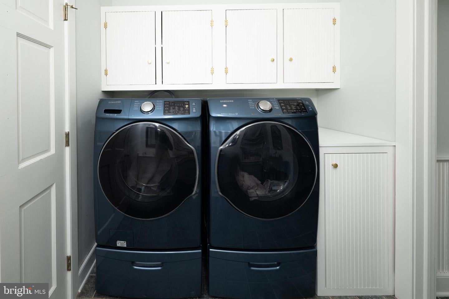 Long Valley, New Jersey, 07853, United States, 4 Bedrooms Bedrooms, ,4 BathroomsBathrooms,Residential,Active,1968372