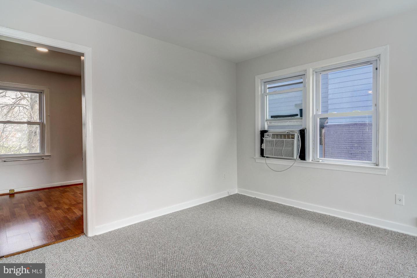 Arlington, Virginia, 22201, United States, 5 Bedrooms Bedrooms, ,3 BathroomsBathrooms,Residential,Active,1945268