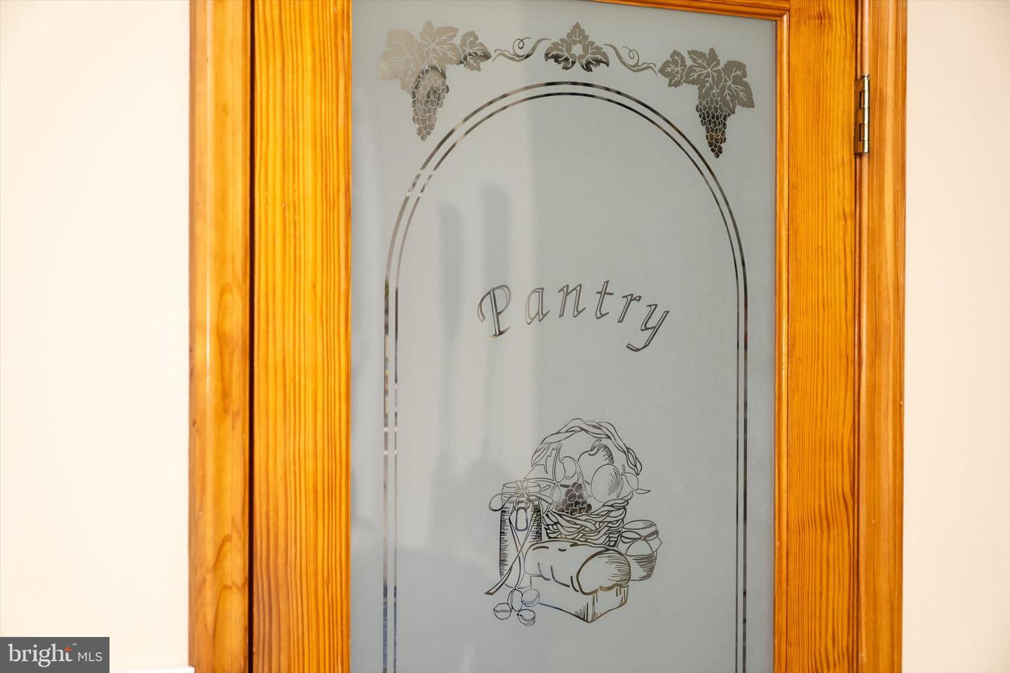 Robbinsville, New Jersey, 08691, United States, 6 Bedrooms Bedrooms, ,6 BathroomsBathrooms,Residential,Active,1953417