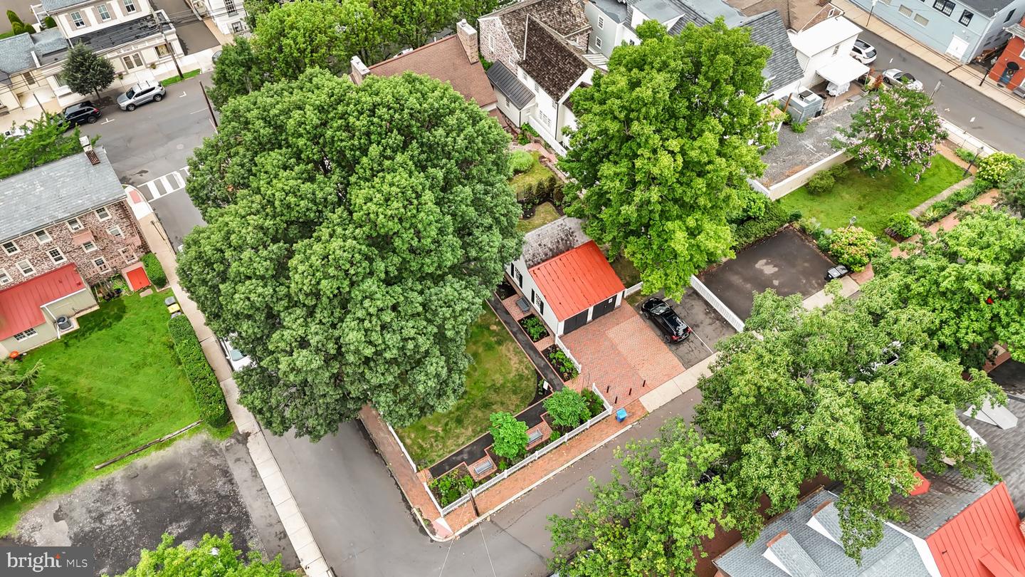 Newtown, Pennsylvania, 18940, United States, 4 Bedrooms Bedrooms, ,4 BathroomsBathrooms,Residential,Contingent,2006776