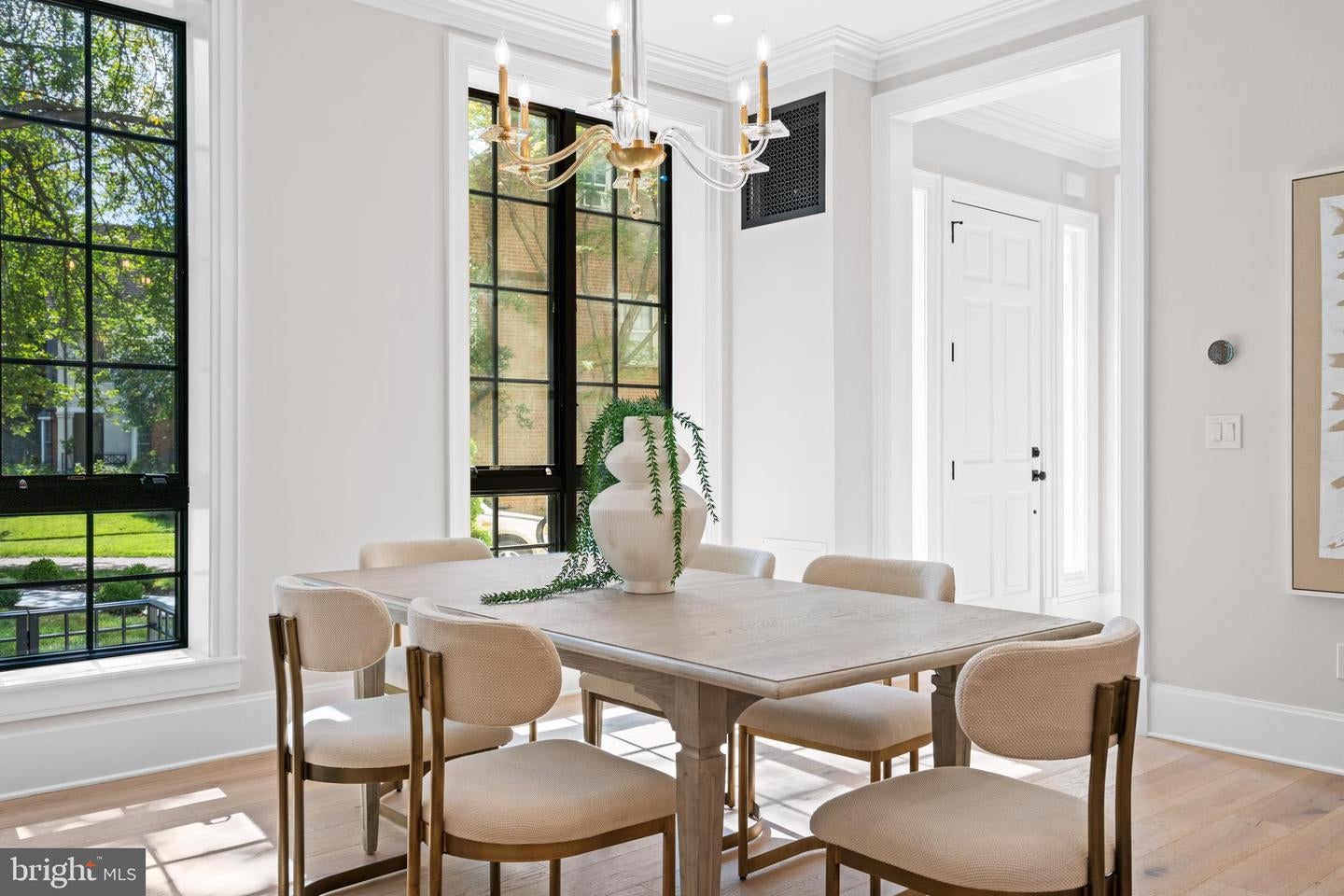 Washington, District Of Columbia, 20016, United States, 6 Bedrooms Bedrooms, ,8 BathroomsBathrooms,Residential,Active,1934802