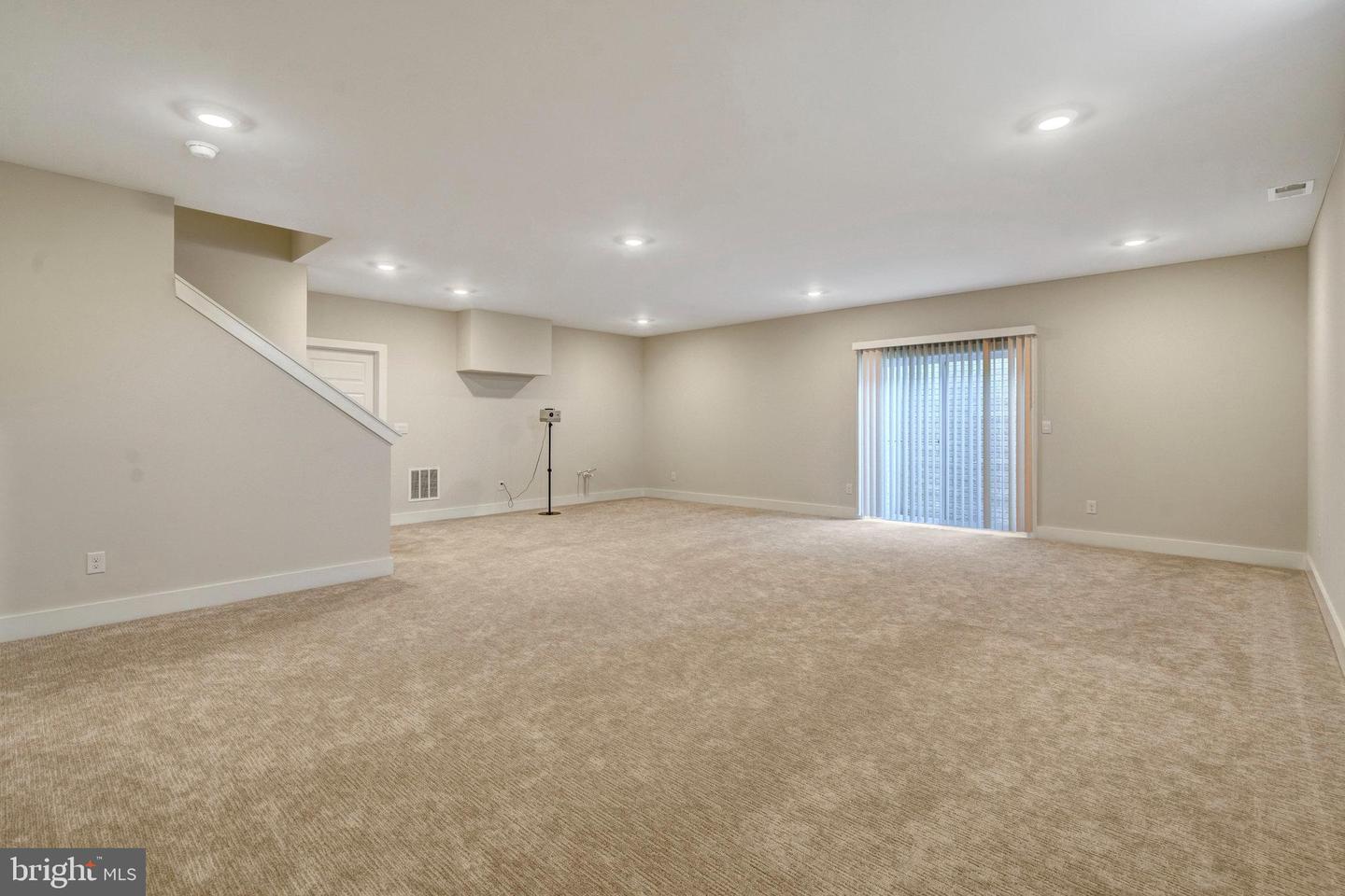 Nokesville, Virginia, 20181, United States, 5 Bedrooms Bedrooms, ,4 BathroomsBathrooms,Residential,Active,1922292