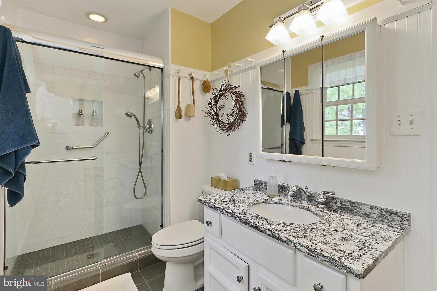 Fairfax, Virginia, 22032, United States, 4 Bedrooms Bedrooms, ,3 BathroomsBathrooms,Residential,Active,1810450