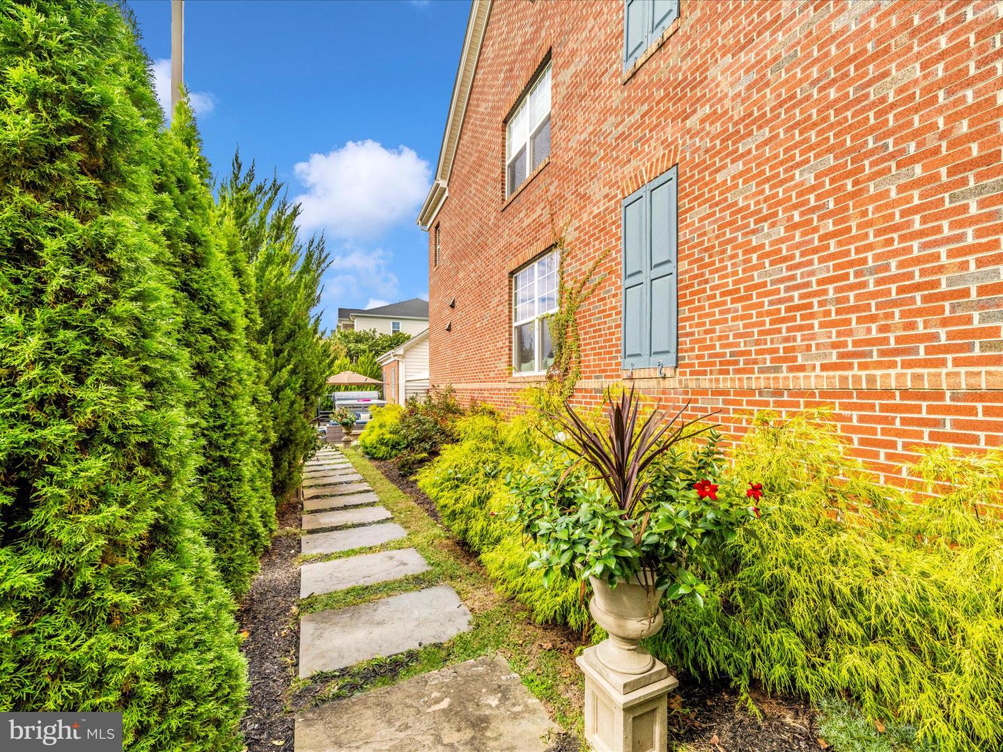 Clarksburg, Maryland, 20871, United States, 5 Bedrooms Bedrooms, ,4 BathroomsBathrooms,Residential,Active,1967123