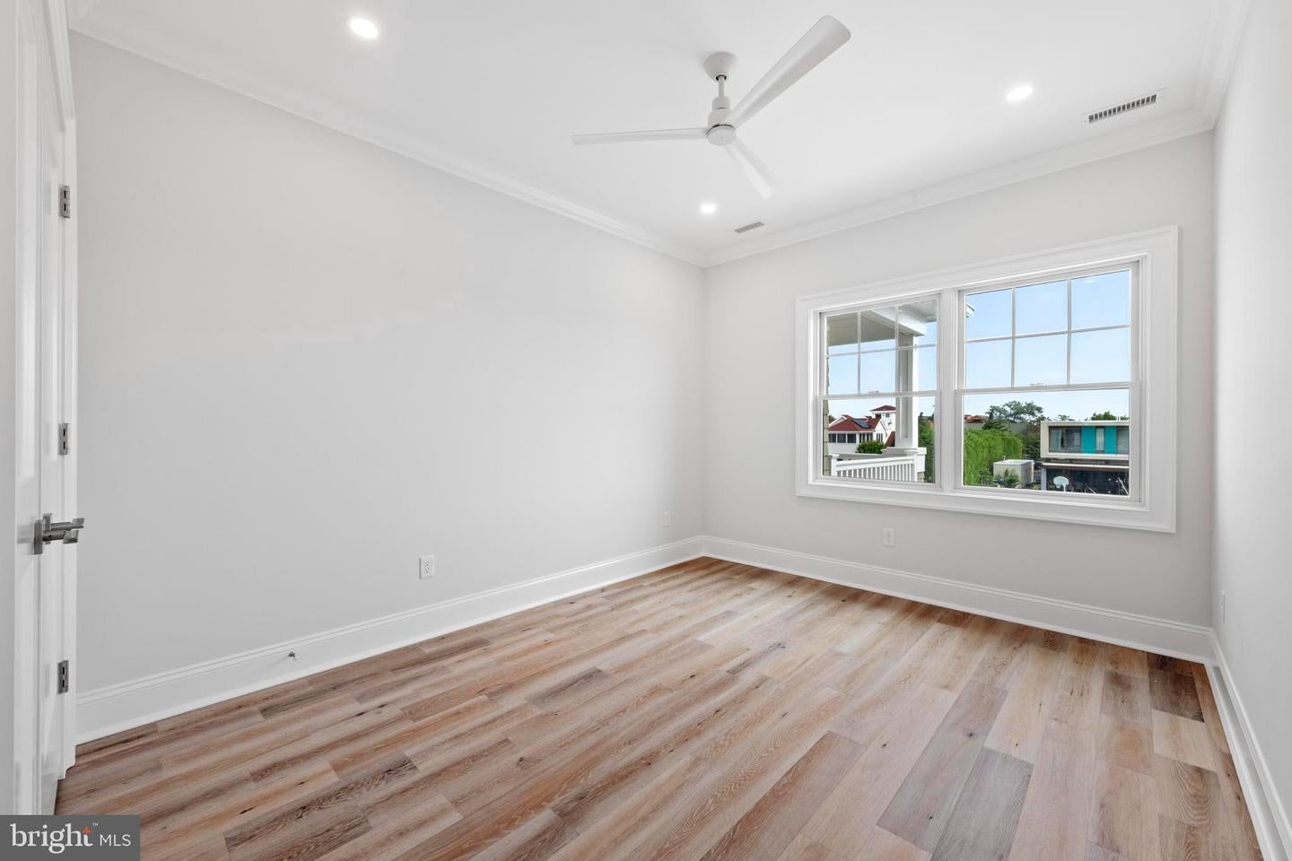 Long Beach Township, New Jersey, 08008, United States, 6 Bedrooms Bedrooms, ,7 BathroomsBathrooms,Residential,Active,1889026