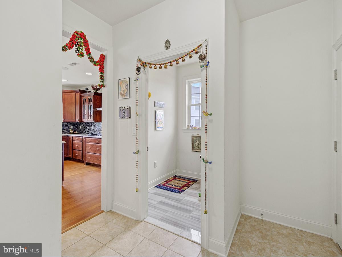 Monmouth Junction, New Jersey, 08852, United States, 5 Bedrooms Bedrooms, ,6 BathroomsBathrooms,Residential,Active,1820314