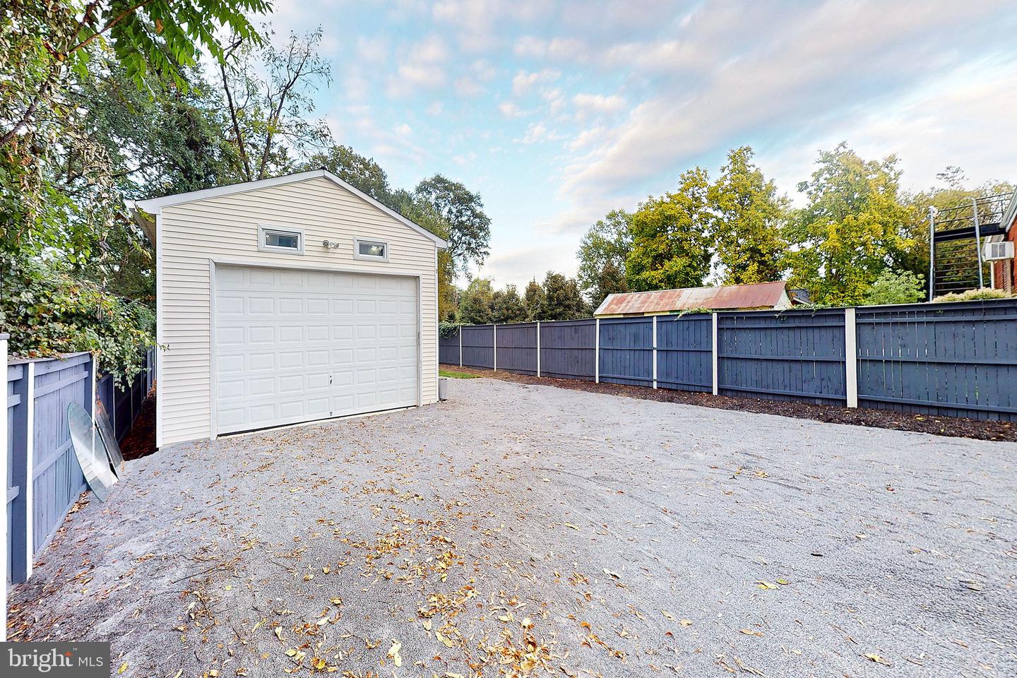 Washington, District Of Columbia, 20018, United States, 6 Bedrooms Bedrooms, ,5 BathroomsBathrooms,Residential,Active,1964489