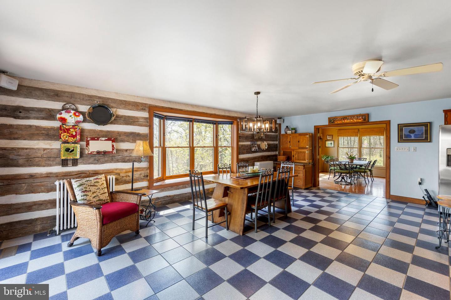 Winchester, Virginia, 22602, United States, 4 Bedrooms Bedrooms, ,4 BathroomsBathrooms,Residential,Active,2041509
