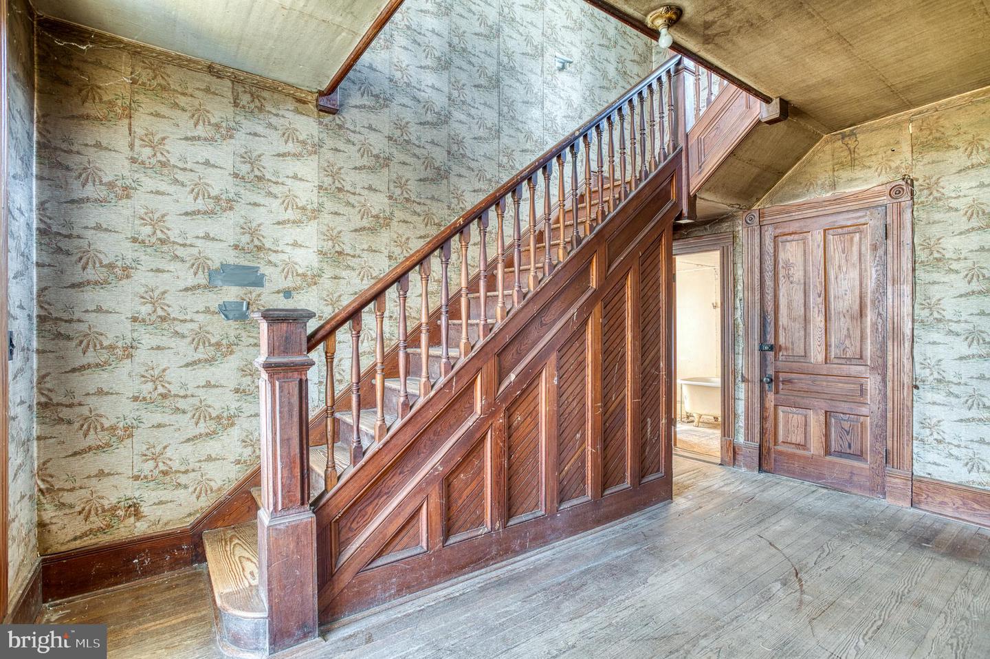 Culpeper, Virginia, 22701, United States, 4 Bedrooms Bedrooms, ,1 BathroomBathrooms,Residential,Active,1799358