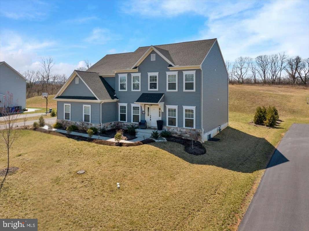 316 CHATSWORTH CT, READING, PA 19608 Single Family Residence For Sale ...