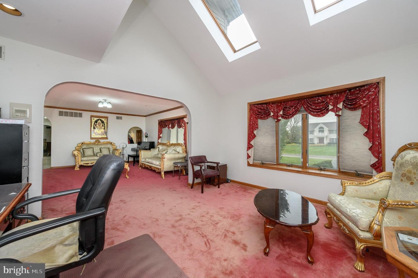 Monmouth Junction, New Jersey, 08852, United States, 5 Bedrooms Bedrooms, ,5 BathroomsBathrooms,Residential,Active,1987239