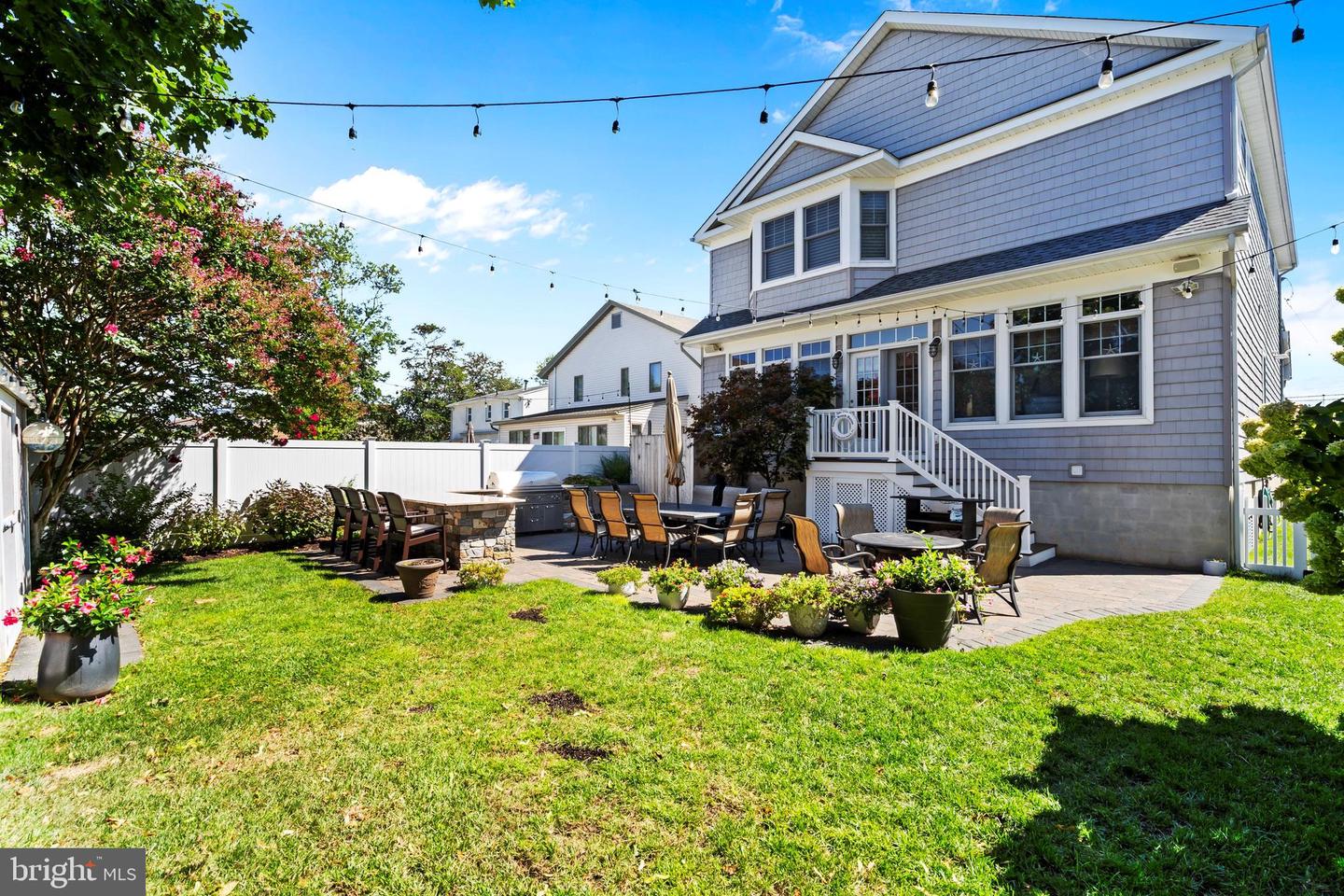 Point Pleasant Beach, New Jersey, 08742, United States, 4 Bedrooms Bedrooms, ,3 BathroomsBathrooms,Residential,Active,1942350