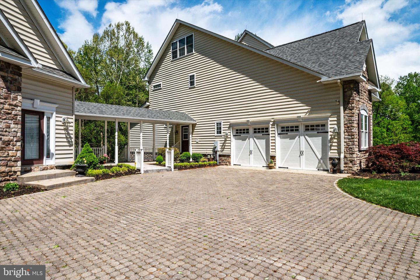 Dunkirk, Maryland, 20754, United States, 8 Bedrooms Bedrooms, ,9 BathroomsBathrooms,Residential,Active,2052010
