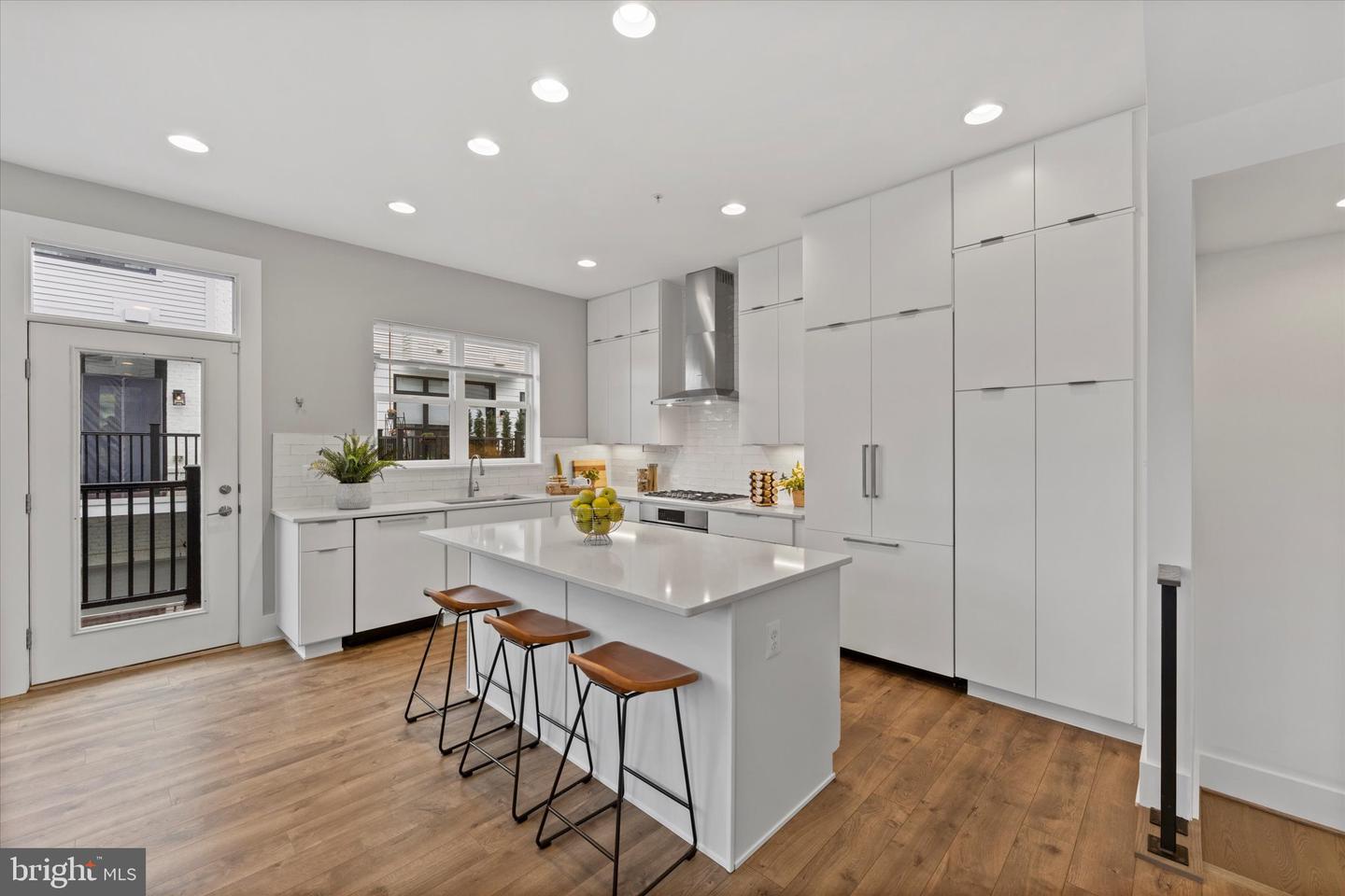 Potomac, Maryland, 20854, United States, 4 Bedrooms Bedrooms, ,5 BathroomsBathrooms,Residential,Active,1961966