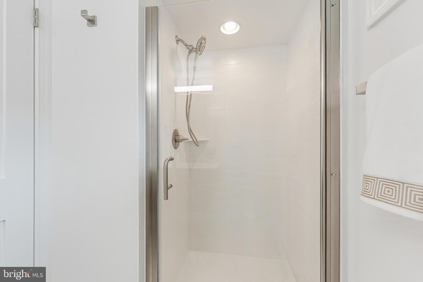 Arlington, Virginia, 22204, United States, 4 Bedrooms Bedrooms, ,3 BathroomsBathrooms,Residential,Active,2045018